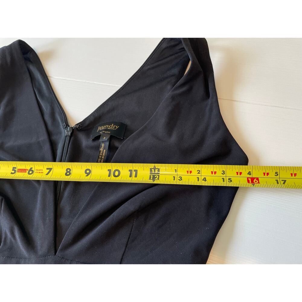 Laundry by Shelli Segal Black Jumpsuit Side Cutouts Sz 2 Deep V-Neck Wide Legs - Picture 8 of 11